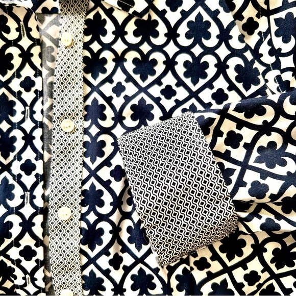 Talbots Non-Iron Medallion Print Button Down Shirt Navy/White 12P - Picture 5 of 10